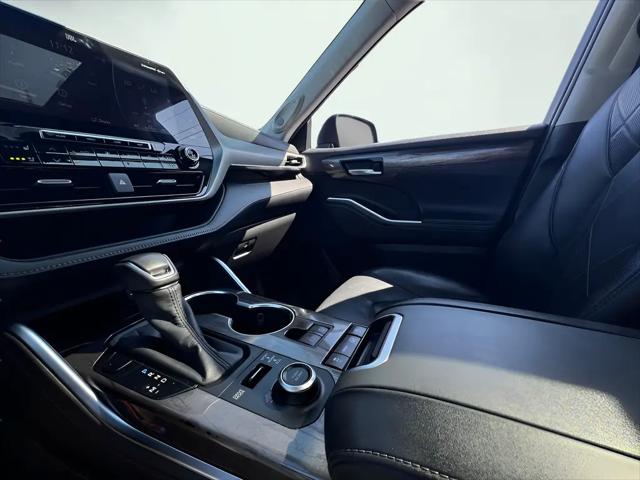 2020 Toyota Highlander Platinum