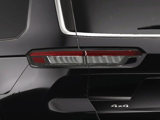 2025 Jeep Grand Cherokee L Laredo X 4x4