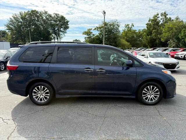 2019 Toyota Sienna XLE 8 Passenger