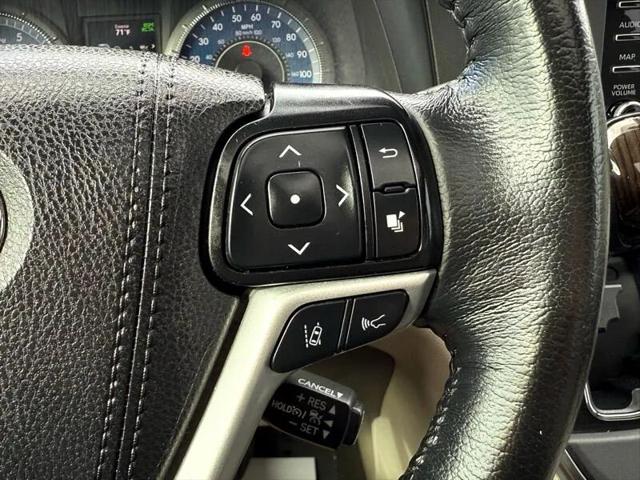 2019 Toyota Sienna XLE 8 Passenger