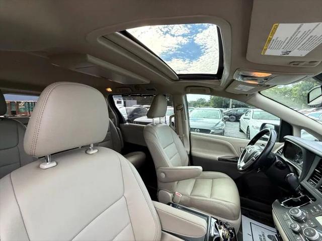 2019 Toyota Sienna XLE 8 Passenger