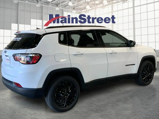 2026 Jeep Compass Latitude Altitude