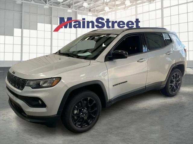 2026 Jeep Compass Latitude Altitude for sale in Lansing, KS