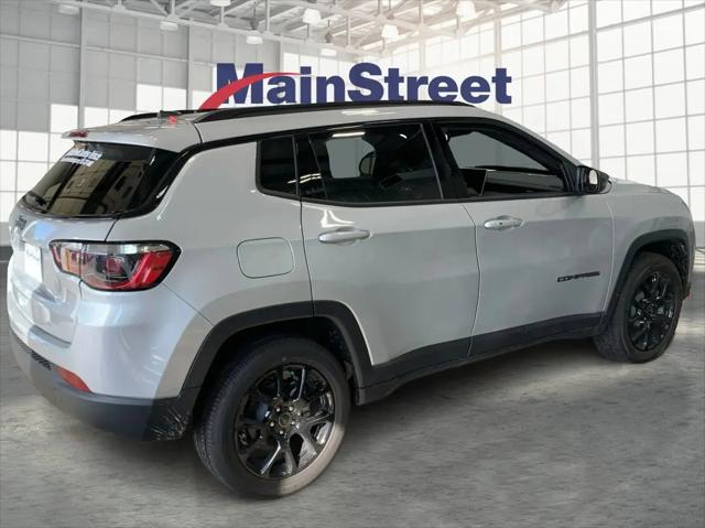 2026 Jeep Compass Latitude Altitude