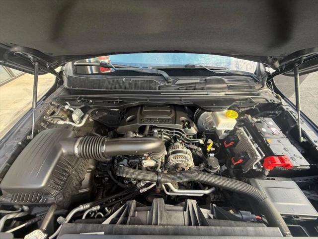 2019 Ram 1500 Laramie Crew Cab 4x4 6'4" Box