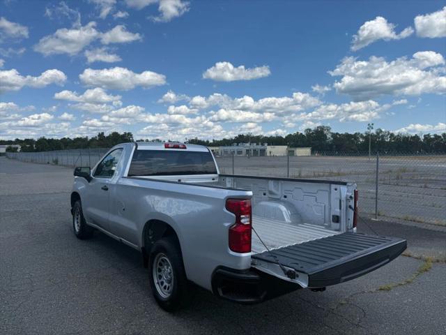 2022 Chevrolet Silverado 1500 2WD Regular Cab Long Bed WT
