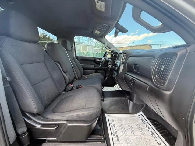 2022 Chevrolet Silverado 1500 2WD Regular Cab Long Bed WT