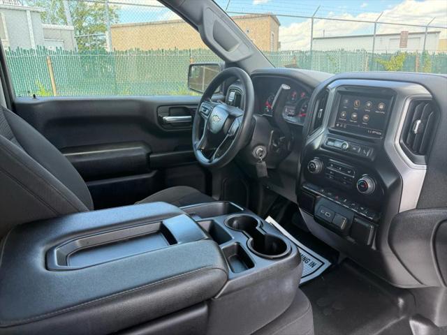 2022 Chevrolet Silverado 1500 2WD Regular Cab Long Bed WT