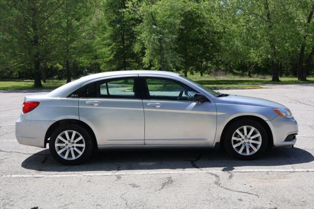 2012 Chrysler 200 Touring