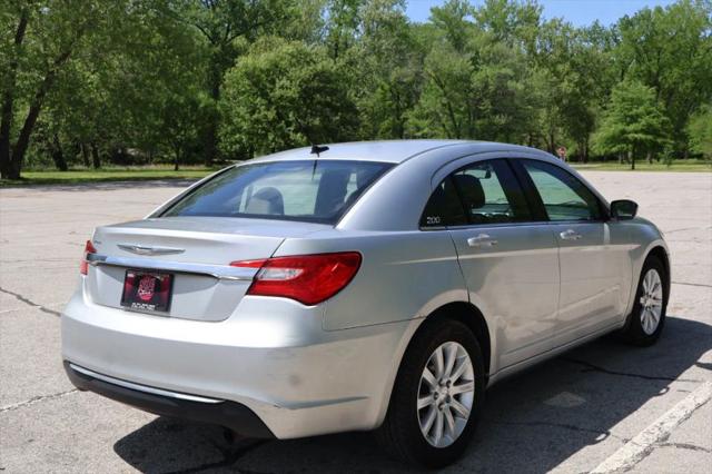 2012 Chrysler 200 Touring