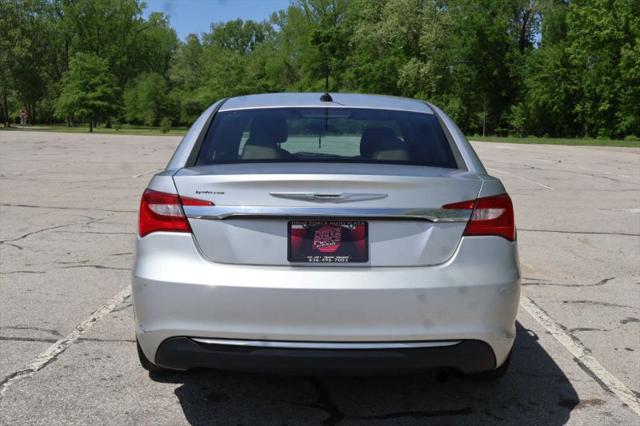 2012 Chrysler 200 Touring