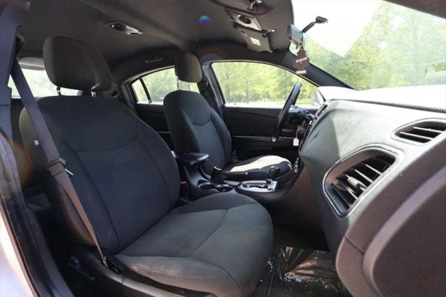 2012 Chrysler 200 Touring