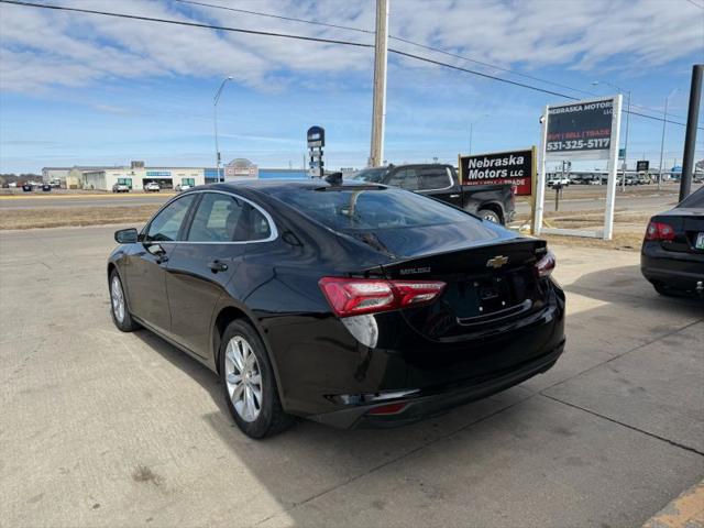 2022 Chevrolet Malibu FWD LT
