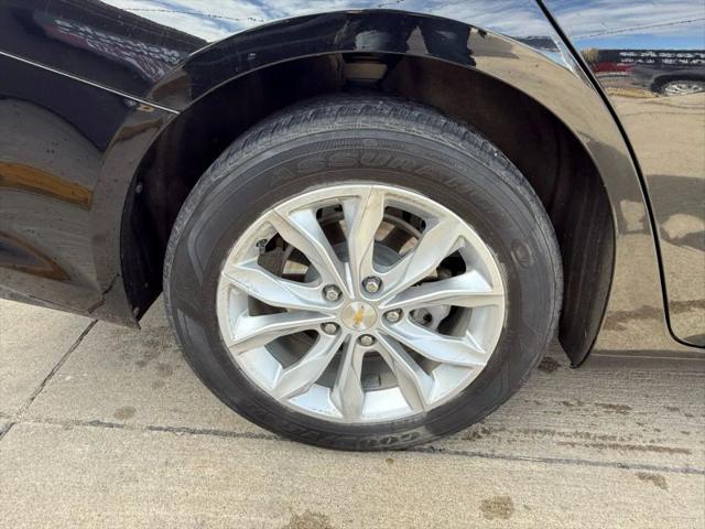 2022 Chevrolet Malibu FWD LT