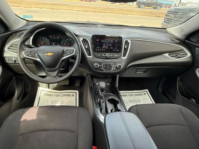 2022 Chevrolet Malibu FWD LT