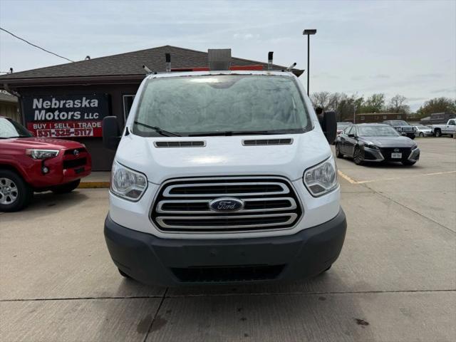 2016 Ford Transit w/60/40 Side Door w/RWB