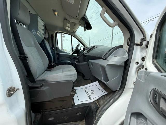 2016 Ford Transit w/60/40 Side Door w/RWB