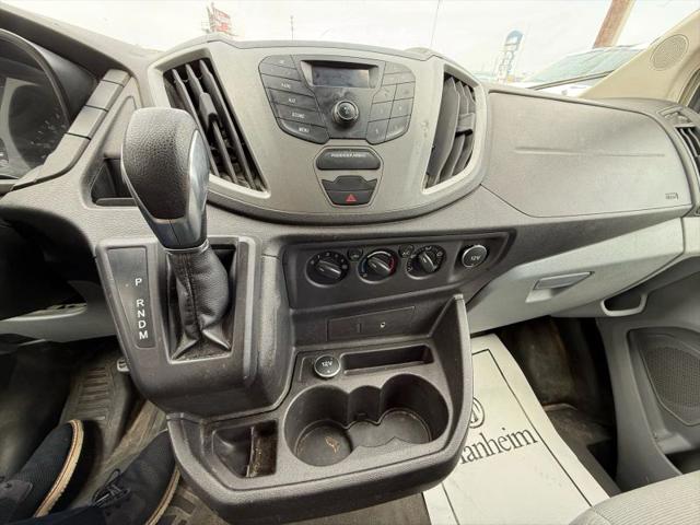 2016 Ford Transit w/60/40 Side Door w/RWB