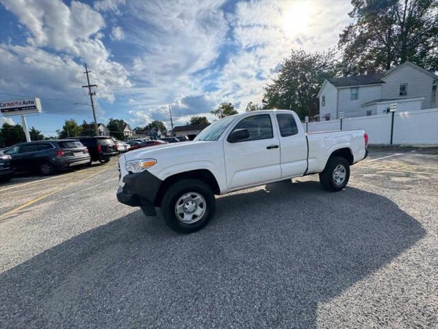 2019 Toyota Tacoma SR