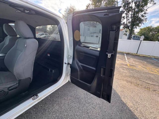 2019 Toyota Tacoma SR