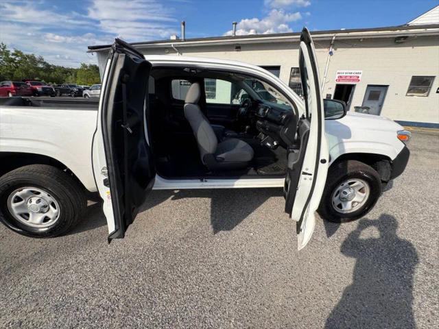 2019 Toyota Tacoma SR