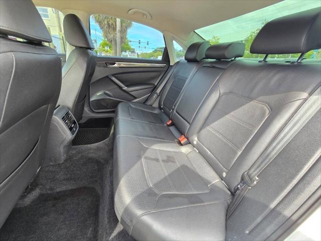 2018 Volkswagen Passat 2.0T SE