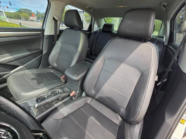 2018 Volkswagen Passat 2.0T SE