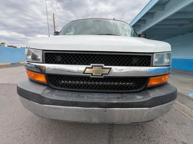 2019 Chevrolet Express LT