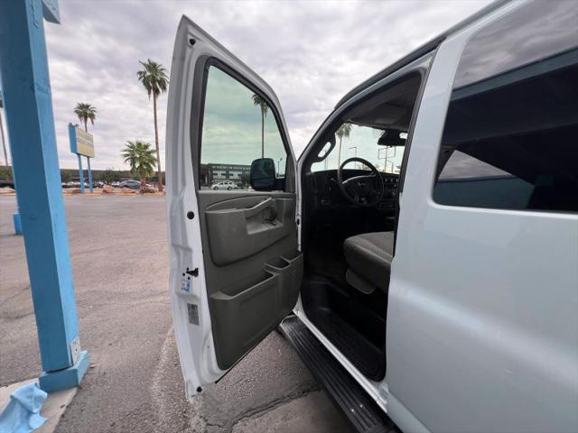 2019 Chevrolet Express LT