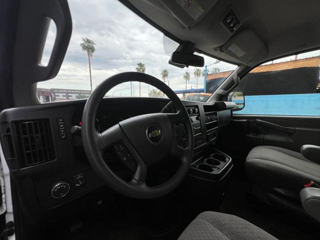2019 Chevrolet Express LT