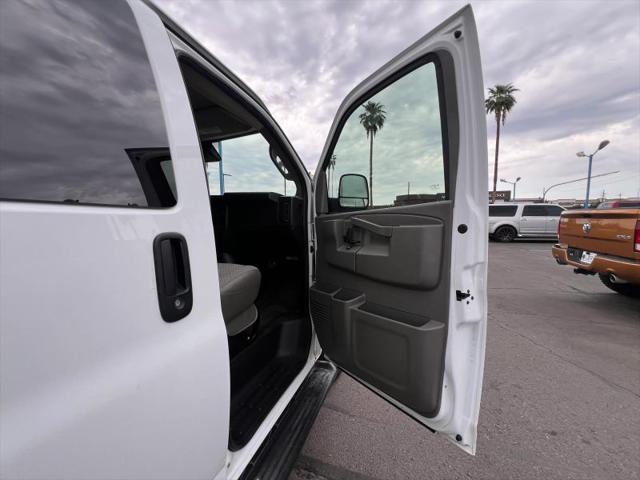 2019 Chevrolet Express LT
