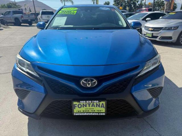 2019 Toyota Camry SE