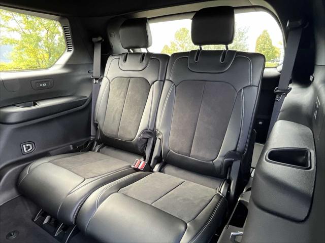 2025 Jeep Grand Cherokee L Altitude 4x4