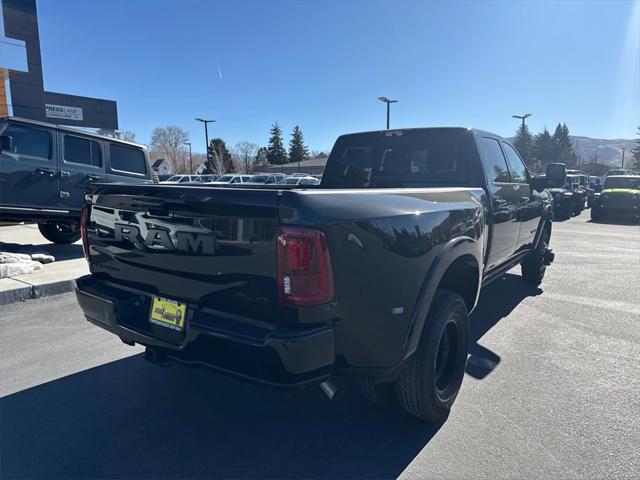 2026 RAM Ram 3500 RAM 3500 LIMITED CREW CAB 4X4 8 BOX