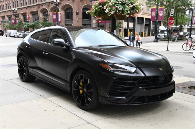 2021 Lamborghini Urus 