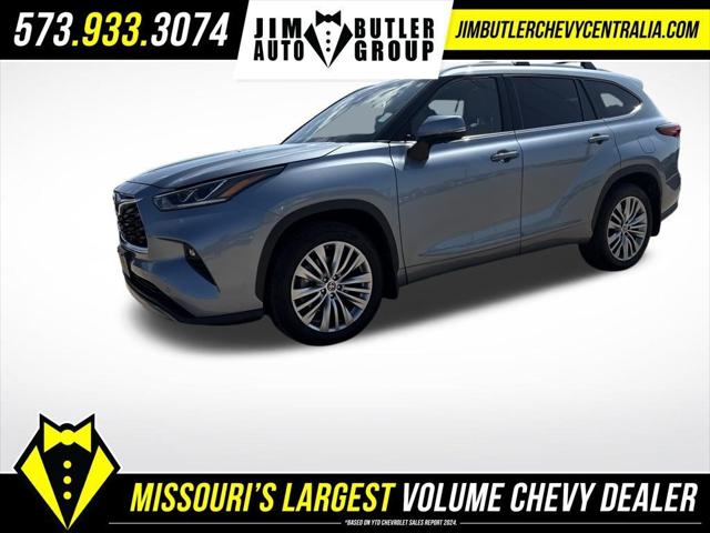 2023 Toyota Highlander Platinum