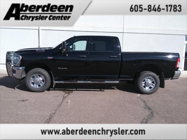2022 RAM 2500 Tradesman Crew Cab 4x4 64 Box 2022 RAM 2500 Tradesman Crew Cab 4x4 64 Box