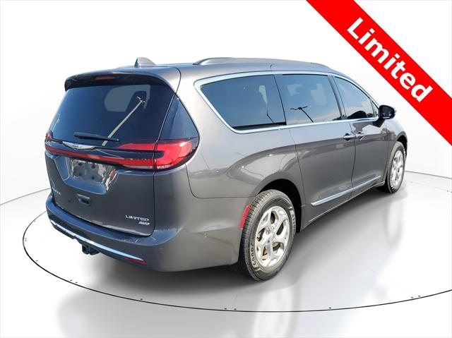 2022 Chrysler Pacifica Limited AWD