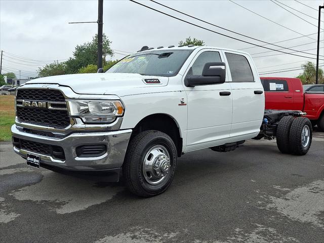 2024 RAM 3500 Chassis Tradesman/SLT/Laramie/Limited