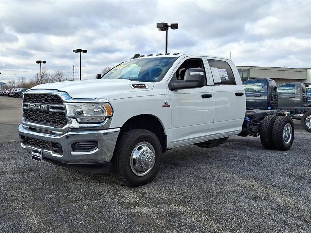 2024 RAM 3500 Chassis Tradesman/SLT/Laramie/Limited