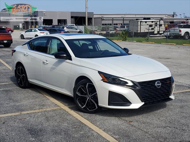 2023 Nissan Altima SR FWD