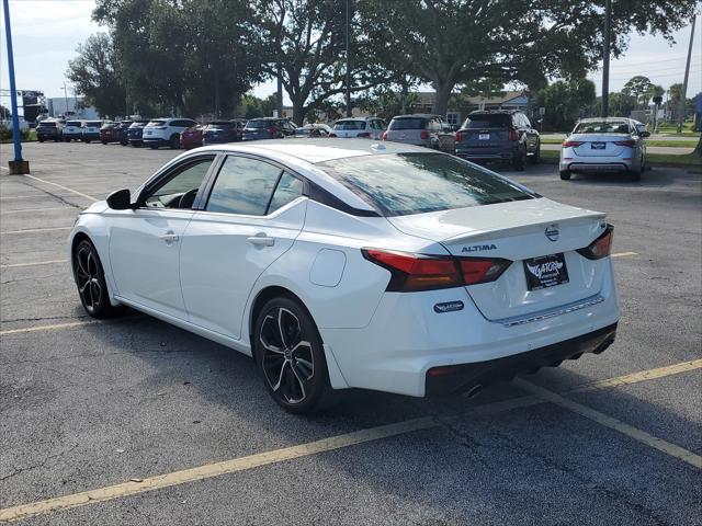 2023 Nissan Altima SR FWD