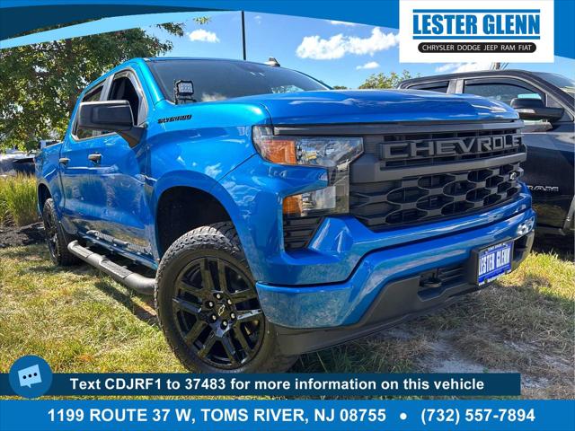 2022 Chevrolet Silverado 1500 4WD Crew Cab Short Bed Custom