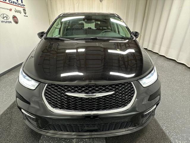 2024 Chrysler Pacifica Touring L 2024 Chrysler Pacifica Touring L