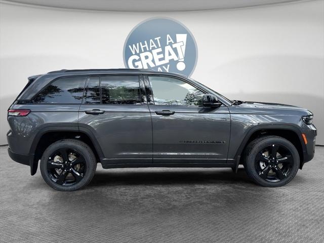 2025 Jeep Grand Cherokee GRAND CHEROKEE ALTITUDE X 4X4 2025 Jeep Grand Cherokee GRAND CHEROKEE ALTITUDE X 4X4