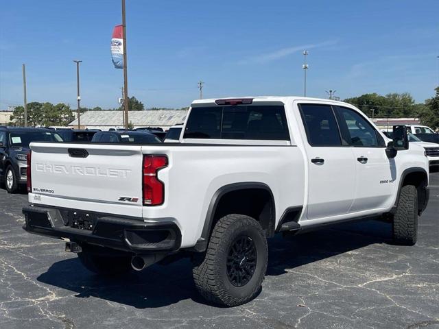 2025 Chevrolet Silverado 2500HD 4WD Crew Cab Standard Bed ZR2
