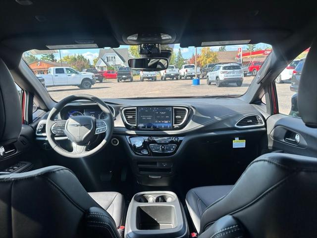 2026 Chrysler Pacifica PACIFICA SELECT AWD 2026 Chrysler Pacifica PACIFICA SELECT AWD