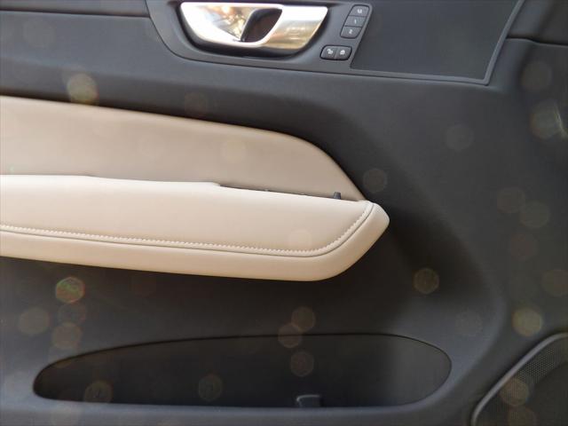 2026 Volvo XC60 B5 Core