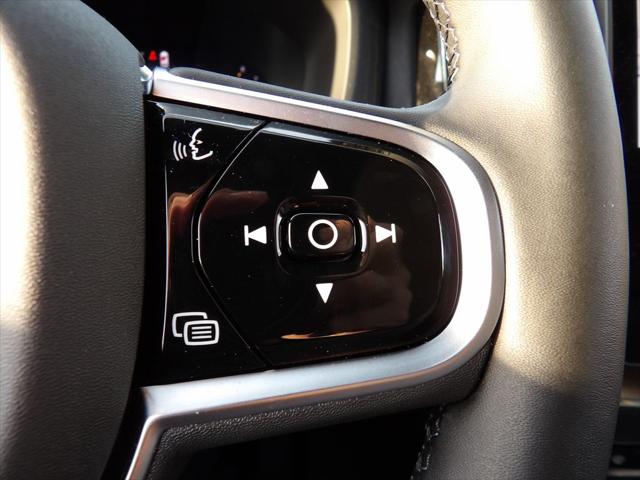 2026 Volvo XC60 B5 Core