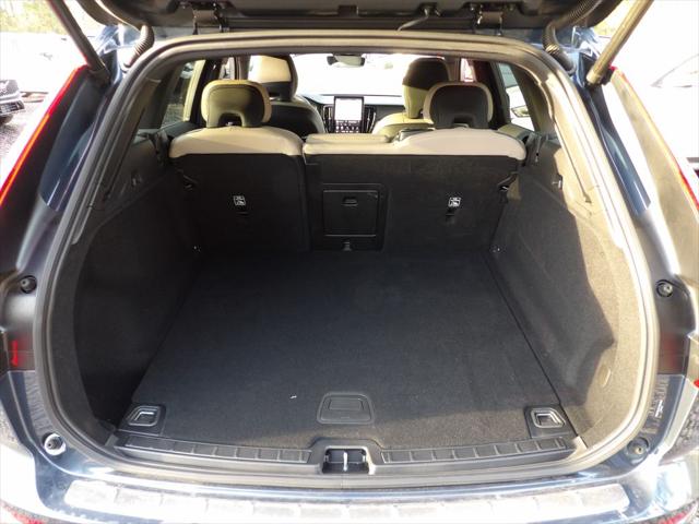 2026 Volvo XC60 B5 Core